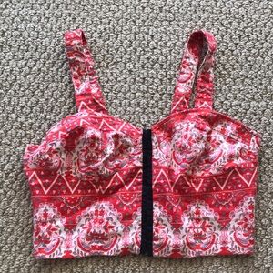 urban outfitters crop top